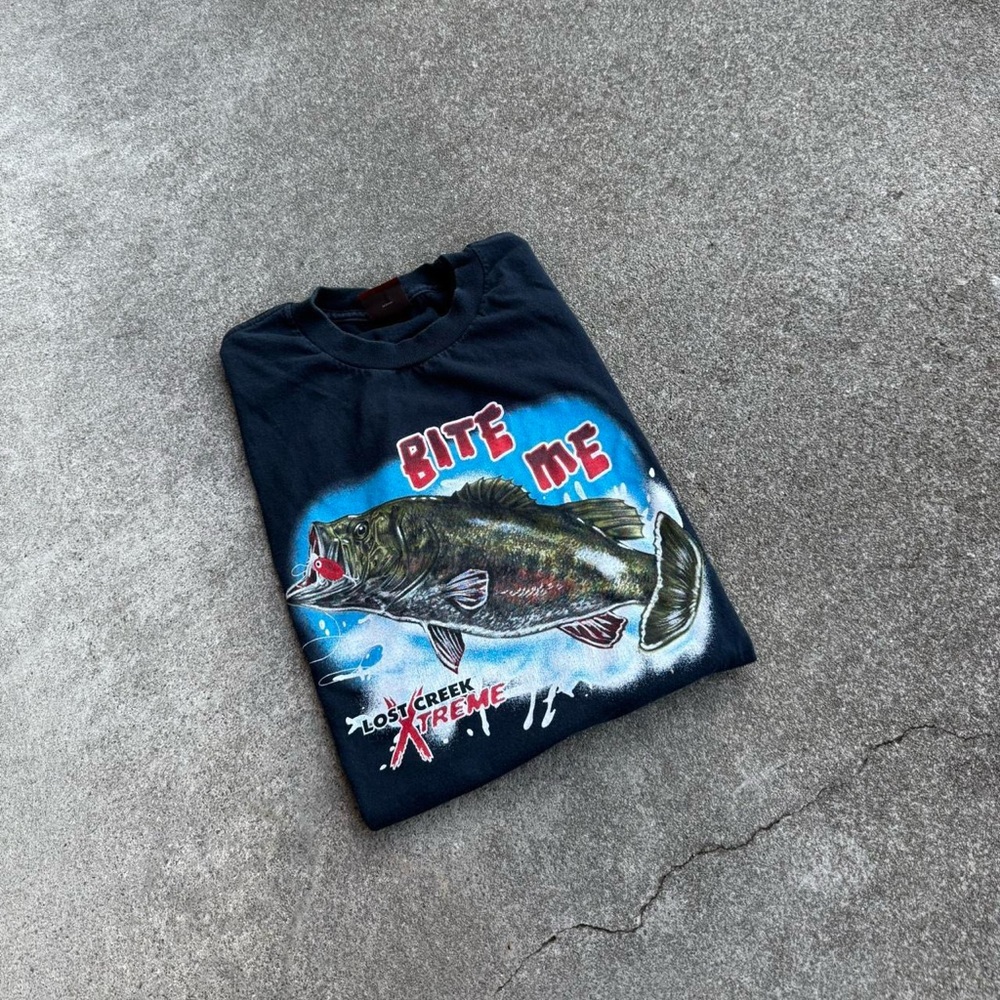 Vintage Lost Creek Outfitters Bite Me Fishing Shirt